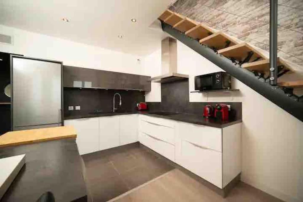 Le Marquis - T3 Standing 100M2 250 Metres Du Port Apartman Marseille Kültér fotó