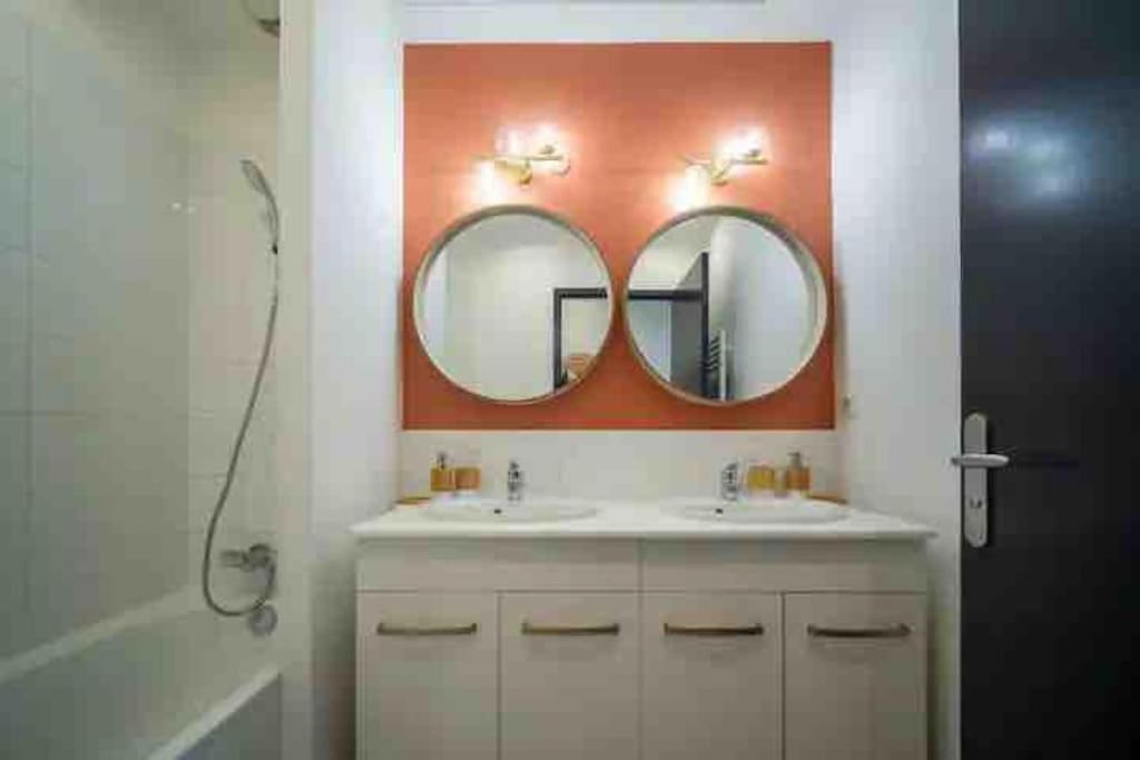 Le Marquis - T3 Standing 100M2 250 Metres Du Port Apartman Marseille Kültér fotó